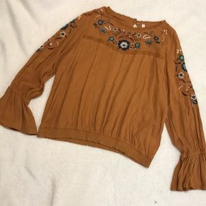 Boho long sleeve top with embroidery